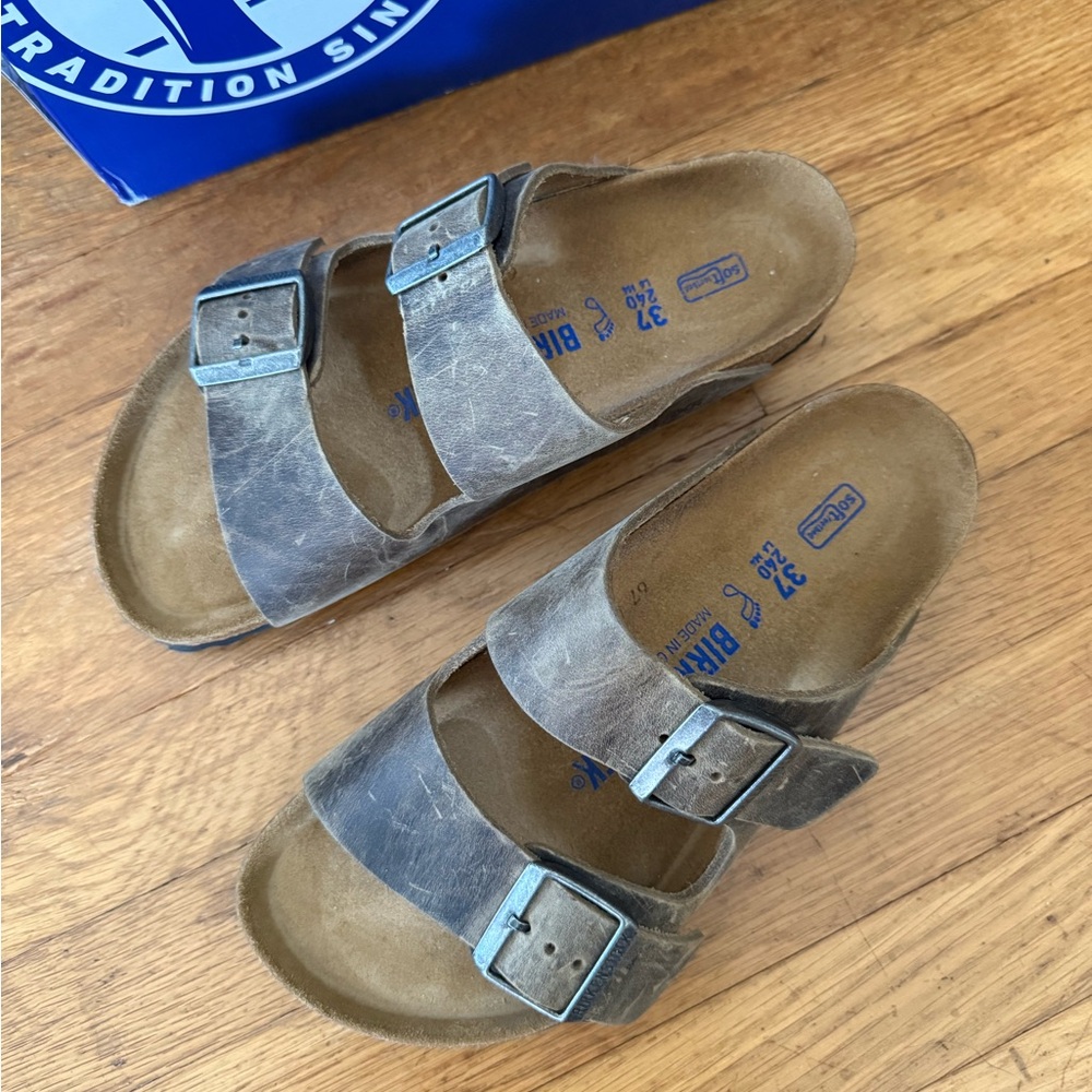 NWB Birkenstock Leather Arizona Sandal